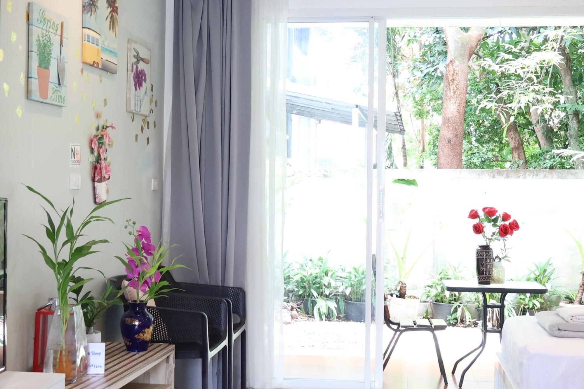 Hotel Eat N Sleep Phuket Exterior foto
