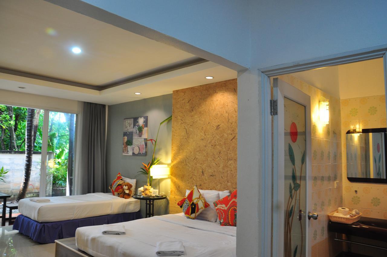 Hotel Eat N Sleep Phuket Exterior foto